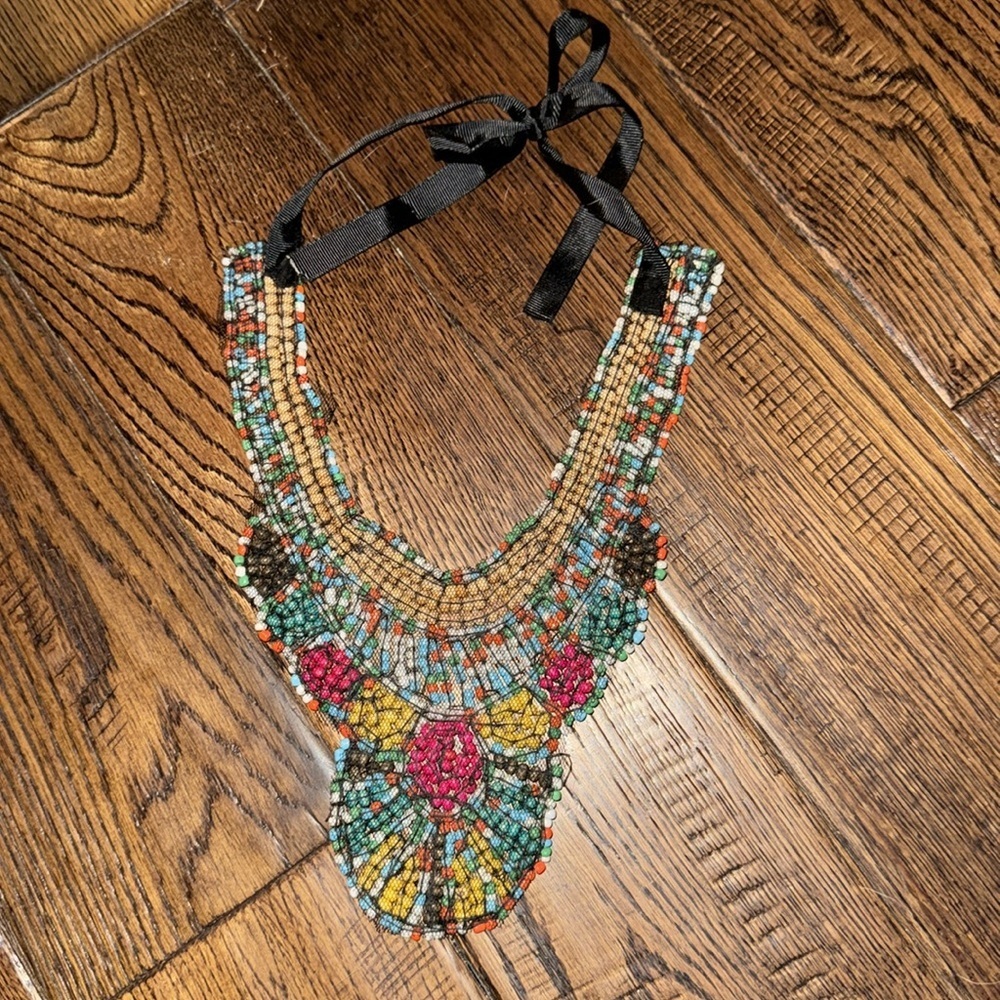 Colorful Beaded Necklace - Picture 2 of 2